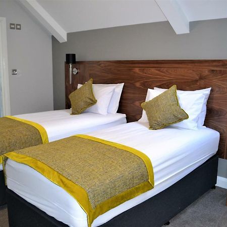 New Park Hotel 카마던 외부 사진