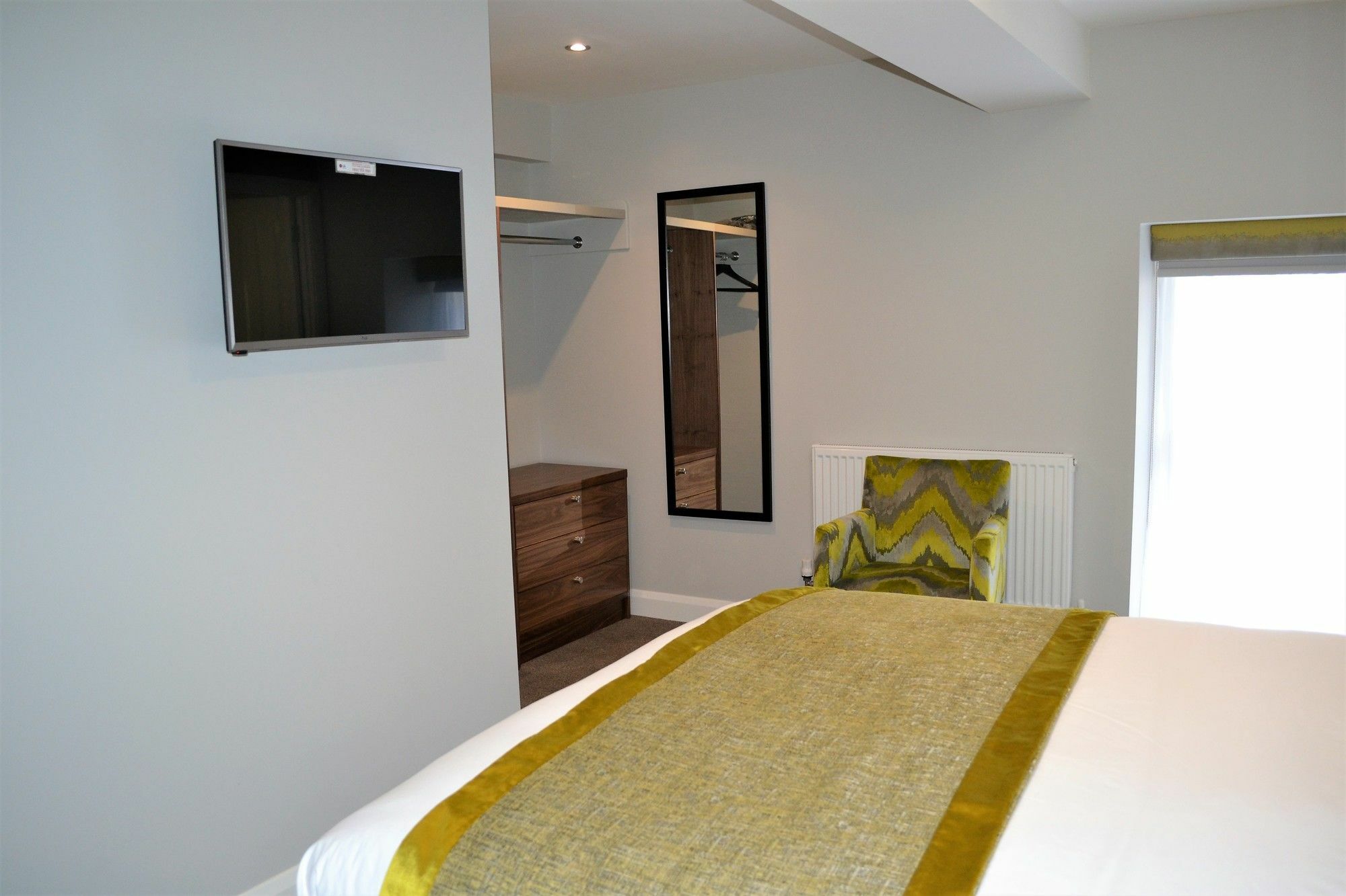 New Park Hotel 카마던 외부 사진