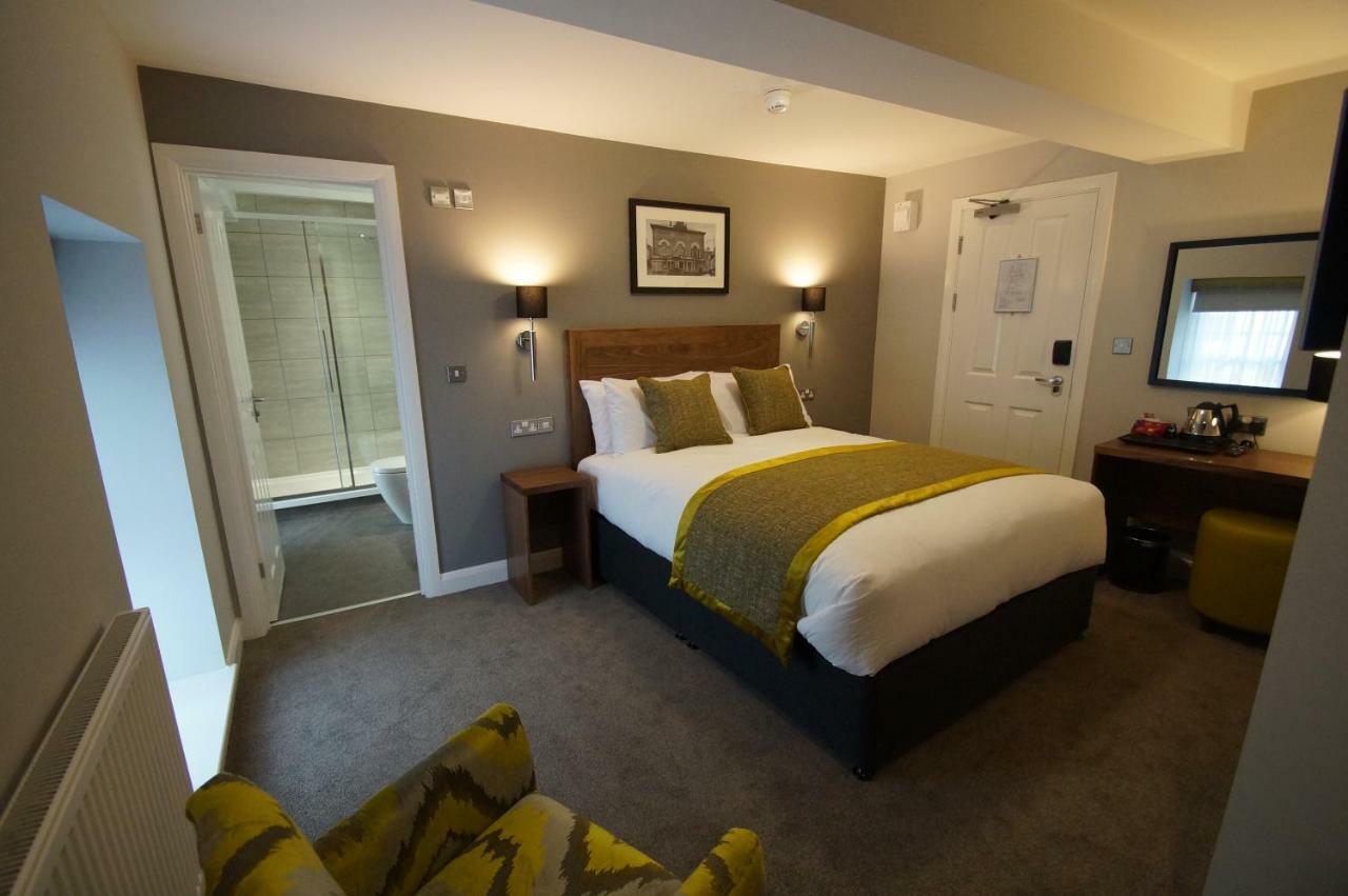 New Park Hotel 카마던 외부 사진